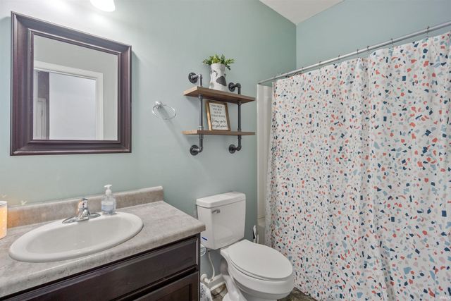 3820 Shadowbrook Drive, Marion, IN 46953