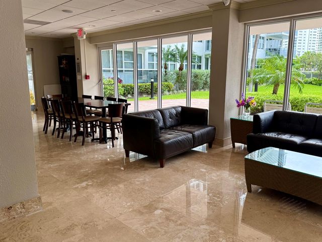 3300 NE 36th Street 507, Fort Lauderdale, FL 33308