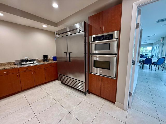 3300 NE 36th Street 507, Fort Lauderdale, FL 33308