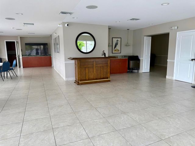 3300 NE 36th Street 507, Fort Lauderdale, FL 33308