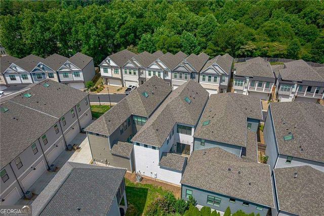 121 Village Green Avenue, Woodstock, GA 30189