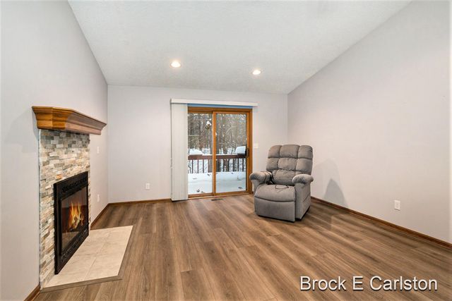 1231 Creekview Drive, Muskegon, MI 49441