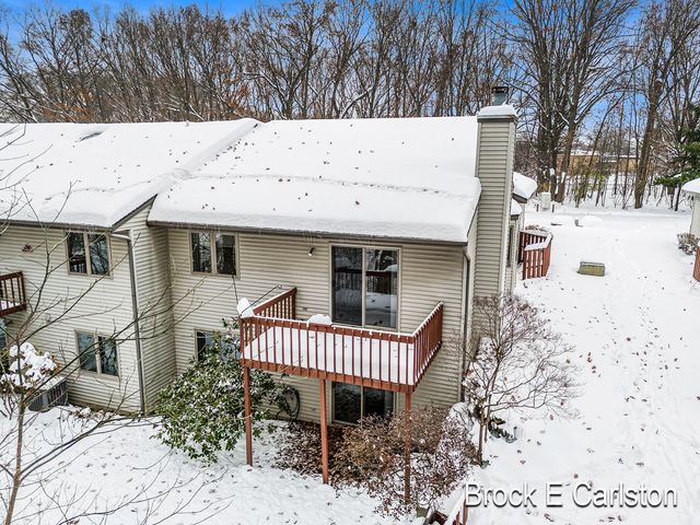 1231 Creekview Drive, Muskegon, MI 49441