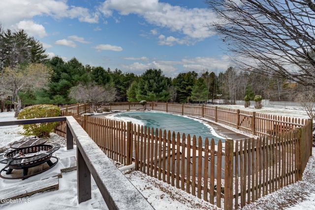 253 County Highway 102, Gloversville, NY 12078