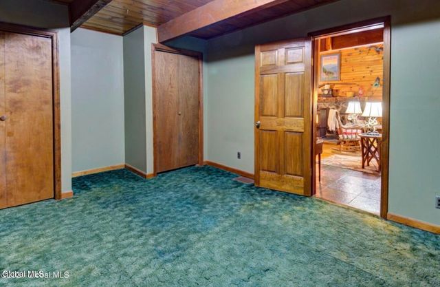 253 County Highway 102, Gloversville, NY 12078