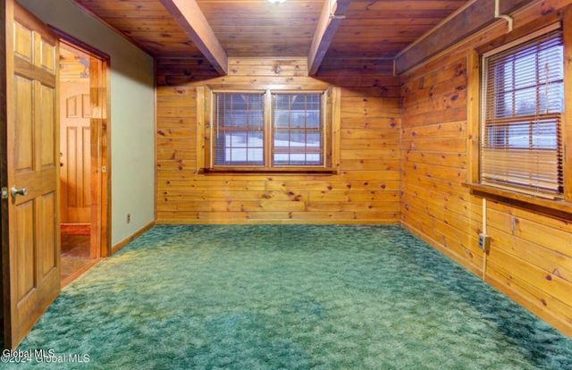 253 County Highway 102, Gloversville, NY 12078