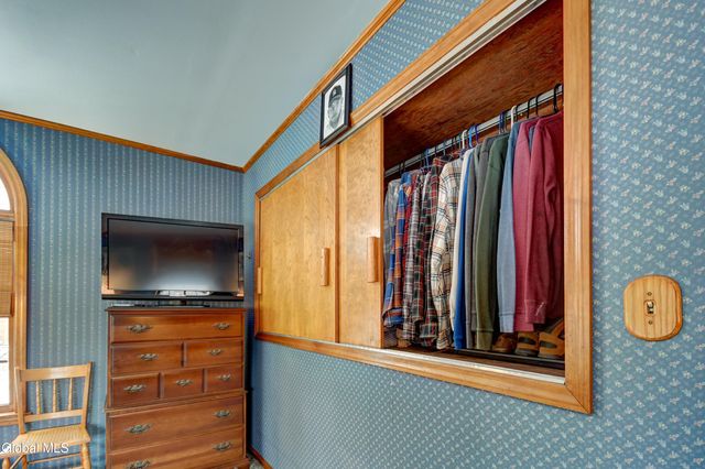 253 County Highway 102, Gloversville, NY 12078