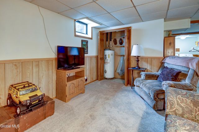 253 County Highway 102, Gloversville, NY 12078