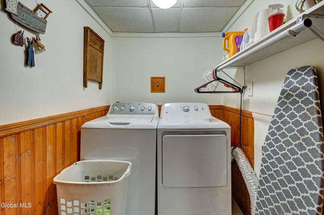 253 County Highway 102, Gloversville, NY 12078