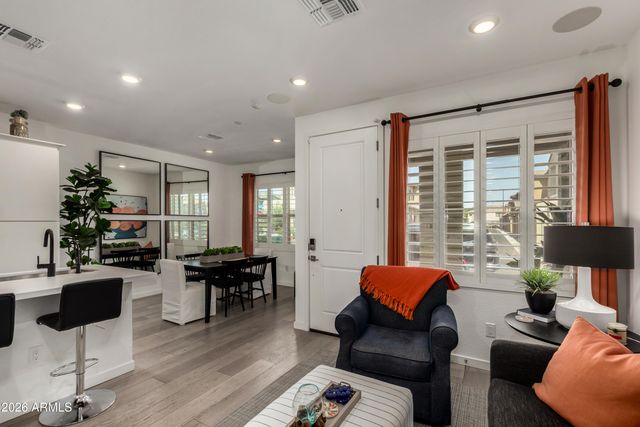 4548 S Renaissance Drive 103, Gilbert, AZ 85297