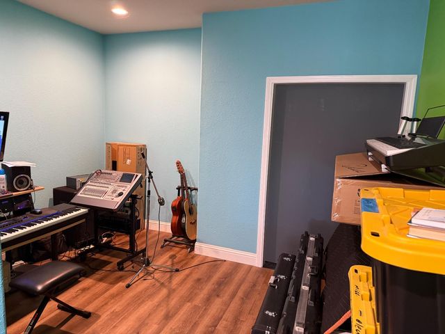 2670 Muncie Ave, Clovis, CA 93619