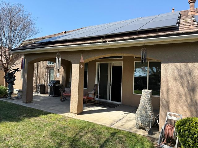 2670 Muncie Ave, Clovis, CA 93619