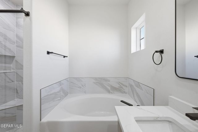 14448 Desert Wind Drive, El Paso, TX 79928