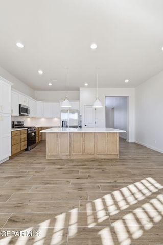 14448 Desert Wind Drive, El Paso, TX 79928