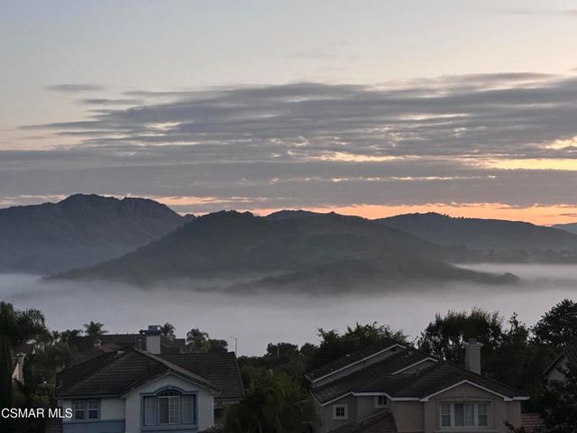 1915 Hidden Oak Court, Thousand Oaks, CA 91320
