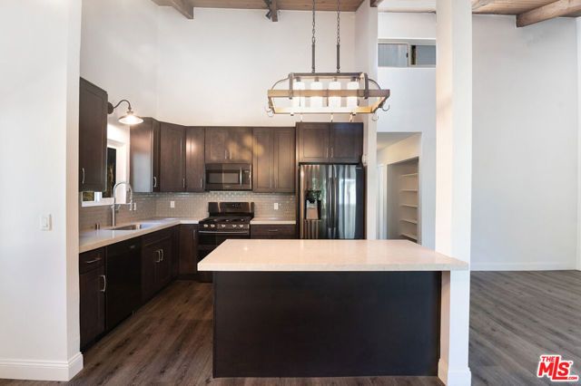 4810 Hollow Corner Road 242, Culver City, CA 90230