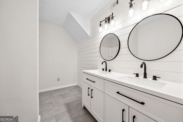 106 Meadow Court, Kingsland, GA 31548