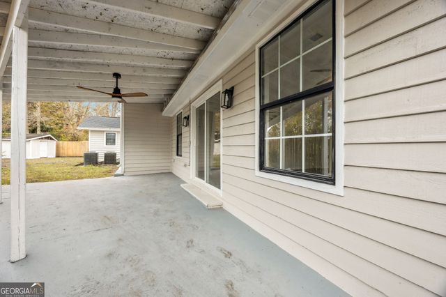 106 Meadow Court, Kingsland, GA 31548