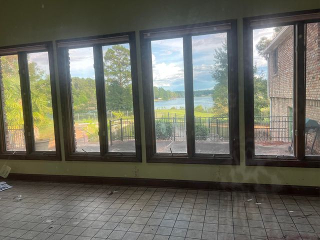 69 Pompano Dr., Hattiesburg, MS 39402