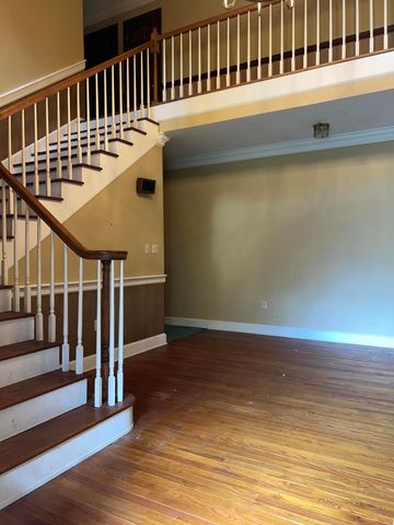 69 Pompano Dr., Hattiesburg, MS 39402