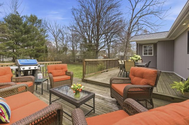 9949 Townline Road, Chikaming Twp, MI 49129