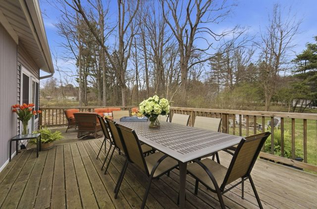 9949 Townline Road, Chikaming Twp, MI 49129