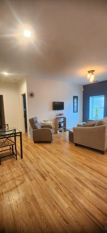 6324 S Kimbark Avenue 405, Chicago, IL 60637