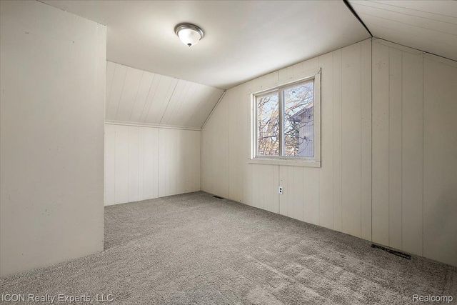 8226 Dickert street, Commerce Charter Township, MI 48382