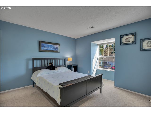 4041 Se ANGELA Way, Milwaukie, OR 97222