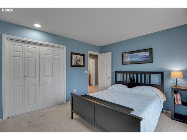 4041 Se ANGELA Way, Milwaukie, OR 97222