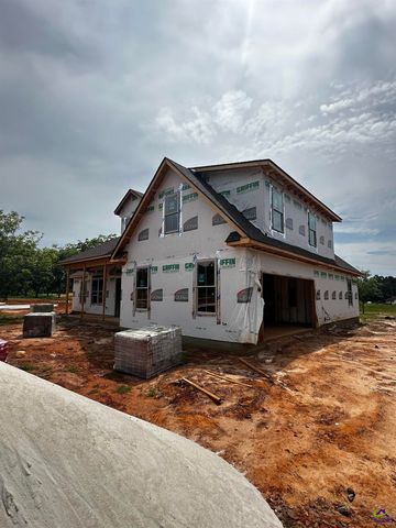 8 Pleasant Oaks Drive, Perry, GA 31069