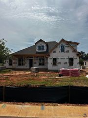 8 Pleasant Oaks Drive, Perry, GA 31069
