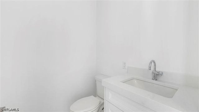 1001 Mendel AVE, Marco Island, FL 34145