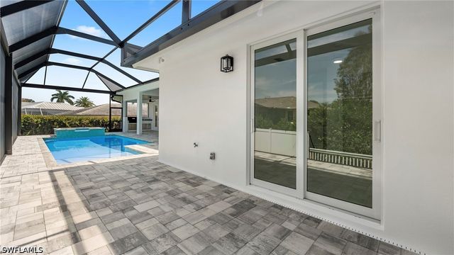 1001 Mendel AVE, Marco Island, FL 34145