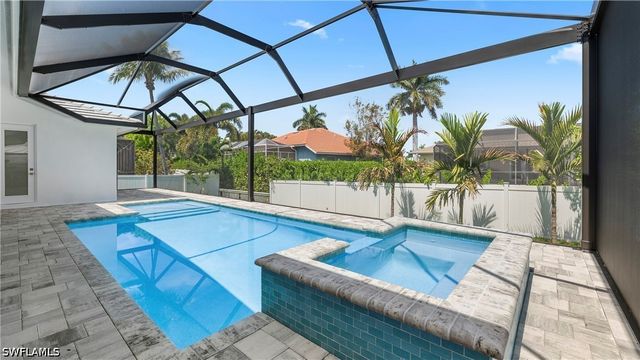 1001 Mendel AVE, Marco Island, FL 34145