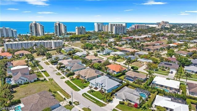 1001 Mendel AVE, Marco Island, FL 34145