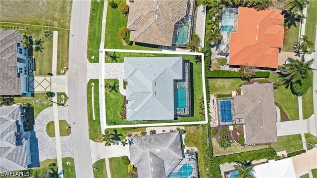 1001 Mendel AVE, Marco Island, FL 34145