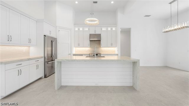 1001 Mendel AVE, Marco Island, FL 34145