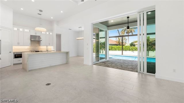 1001 Mendel AVE, Marco Island, FL 34145