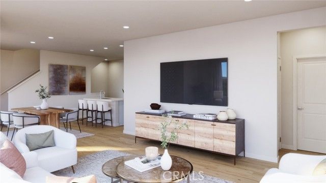 723 E. Route 66, Glendora, CA 91740