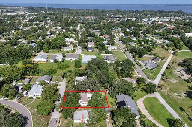 715 POINSETTIA DRIVE, Eustis, FL 32726