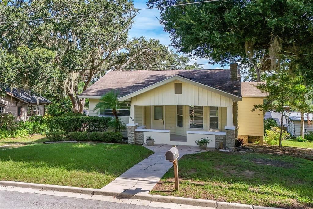 715 POINSETTIA DRIVE, Eustis, FL 32726