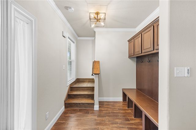 801 Fairview Avenue, College Station, TX 77840