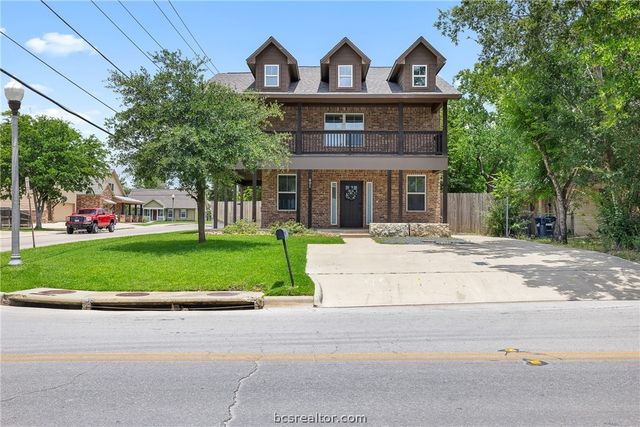 801 Fairview Avenue, College Station, TX 77840