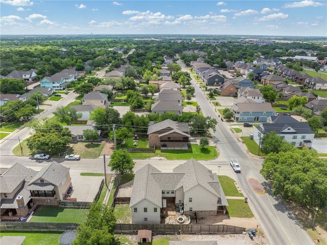 801 Fairview Avenue, College Station, TX 77840