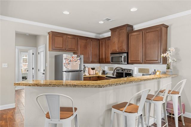 801 Fairview Avenue, College Station, TX 77840
