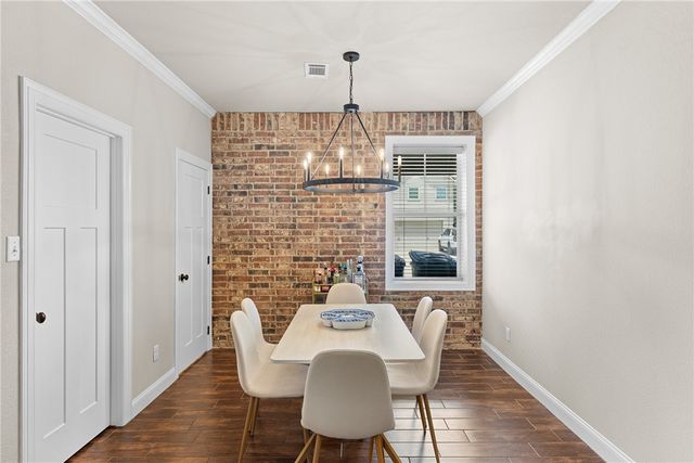 801 Fairview Avenue, College Station, TX 77840