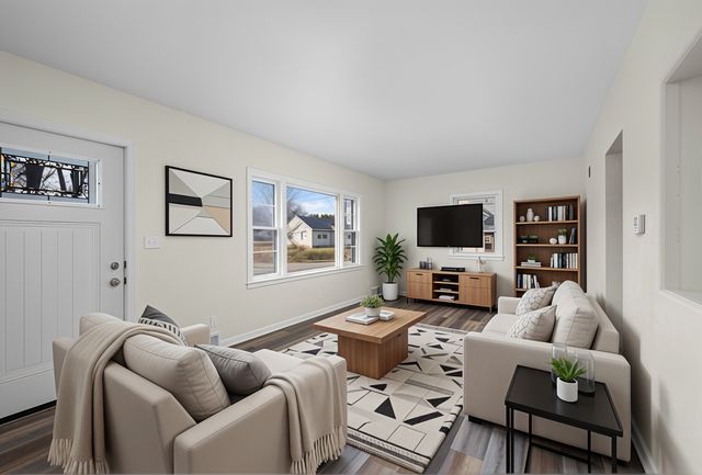 2037 Leclaire Street, Davenport, IA 52803