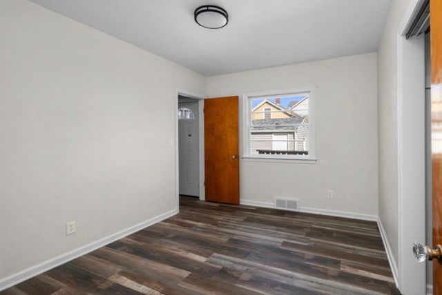 2037 Leclaire Street, Davenport, IA 52803