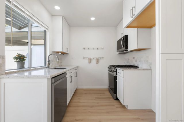 3875 Vista Campana South 32, Oceanside, CA 92057